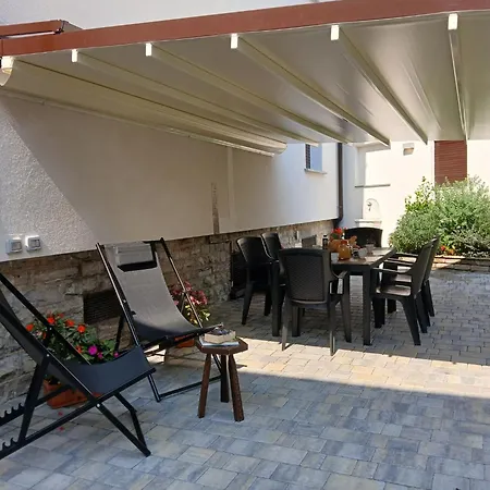 Irene By Interhome Appartement Dongo